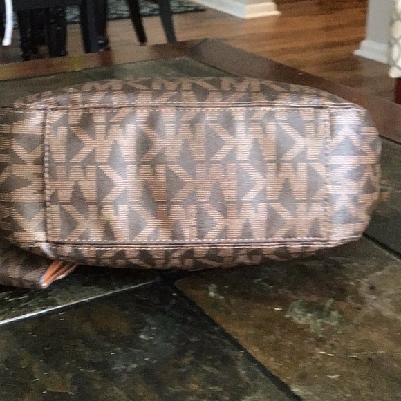 SOLD - Picture 6 of 8